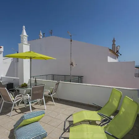 Stories 1 Bedroom Apt Appartement *