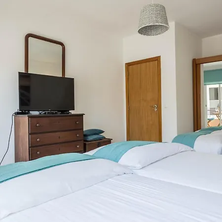 Stories 1 Bedroom Apt *